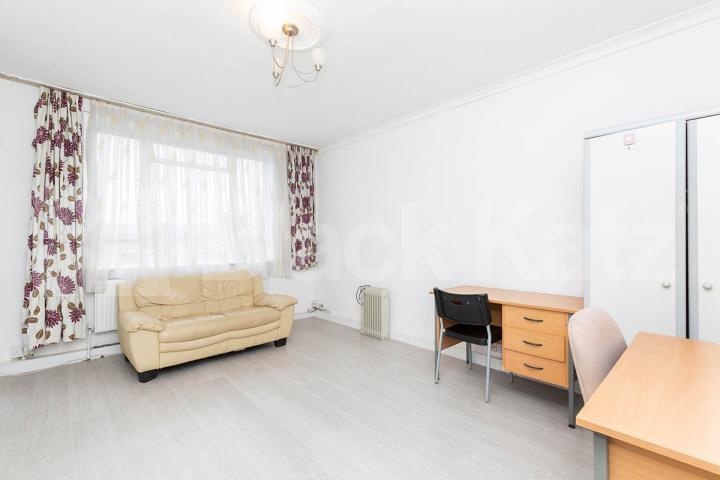 3 double bedroom apartment with balcony and inclusive of heating and hot water Collier Street, Angel / Kings Cross